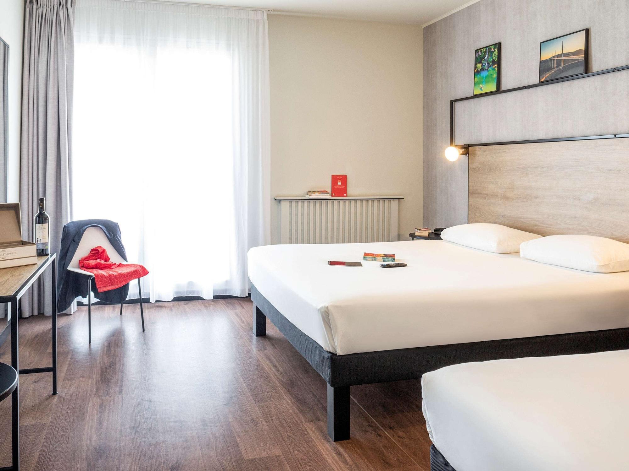Ibis Centre Millau Ξενοδοχείο Εξωτερικό φωτογραφία